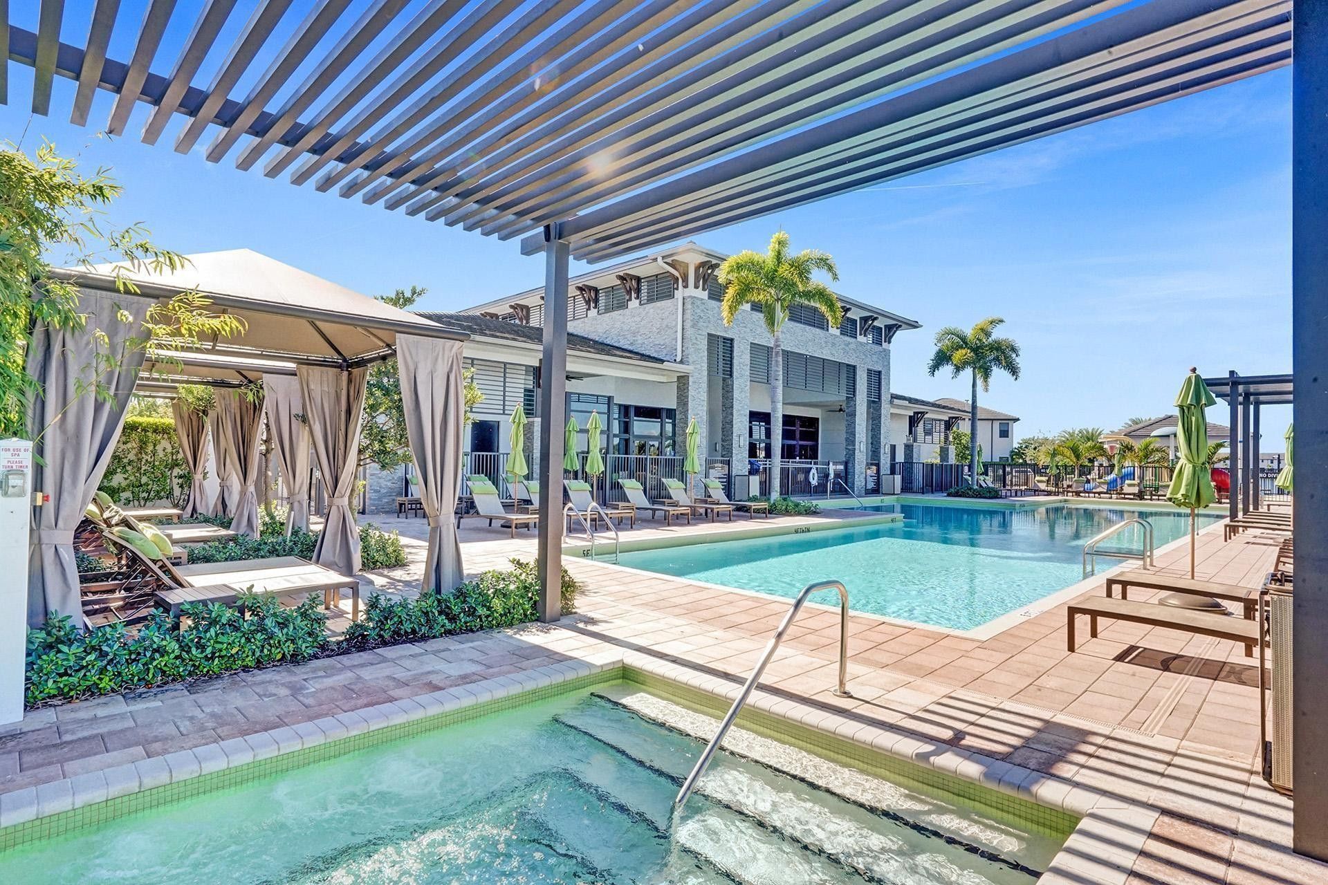 15501 NW 88th Avenue, Unit 15501, Miami Lakes, FL 33018 Photo