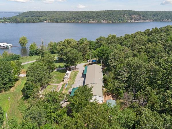 58 Seminole Trail, Spavinaw, OK 74366