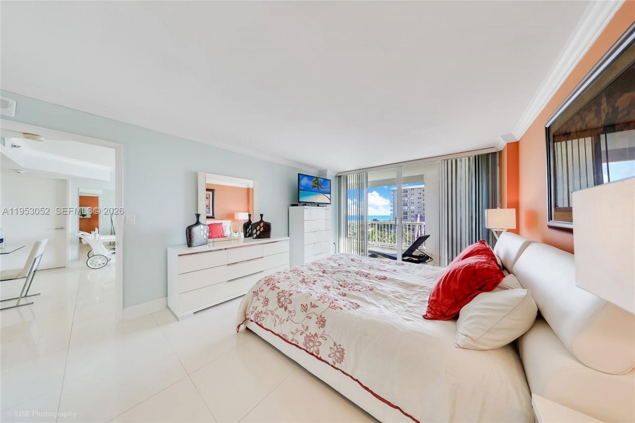9341 Collins Ave, Unit 503, Surfside, FL 33154 Photo
