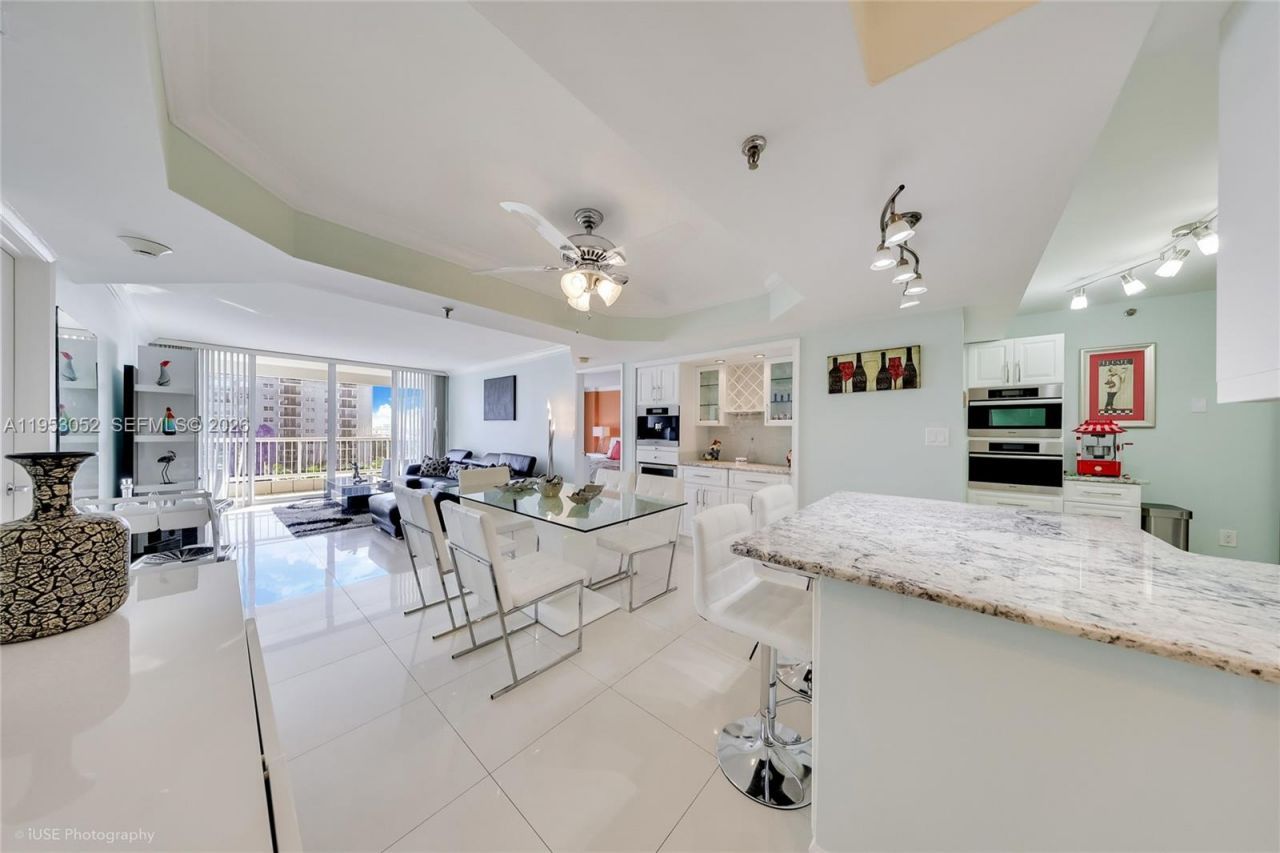 9341 Collins Ave, Unit 503, Surfside, FL 33154 Photo