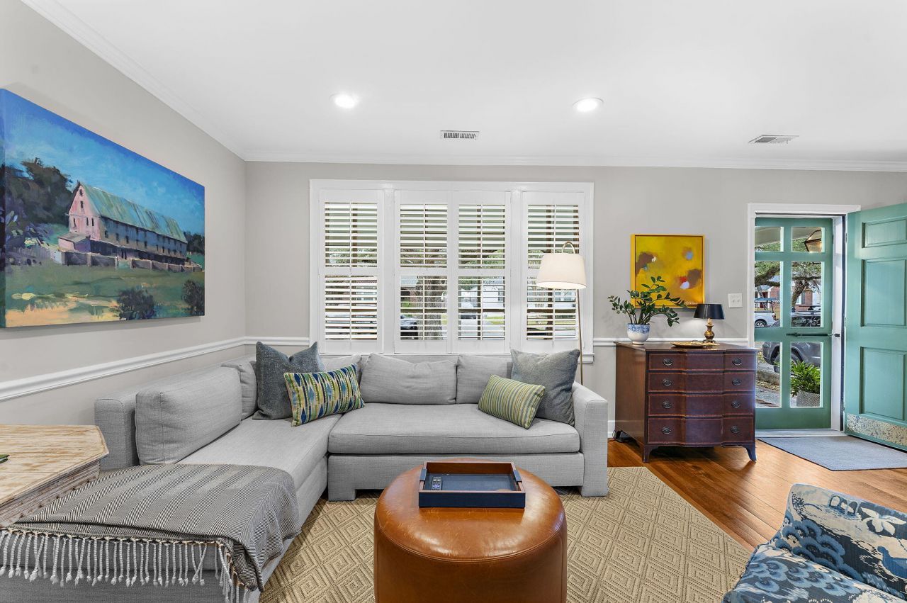 5 Yeadon Avenue Photo 6