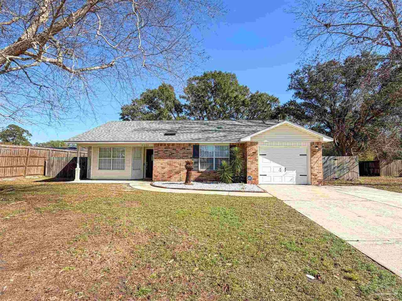 10660 Creek Ridge Dr, Pensacola, FL 32506 Main Photo