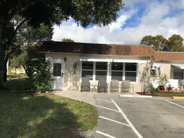 409 SW Natura Ave, Unit D, Deerfield Beach, FL 33441