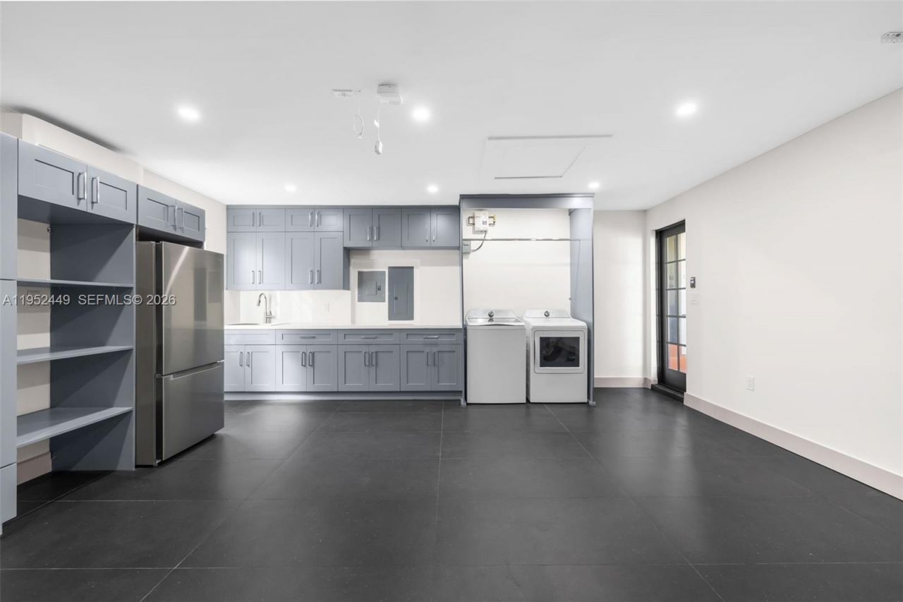 3519 Toledo St, Coral Gables, FL 33134 Photo