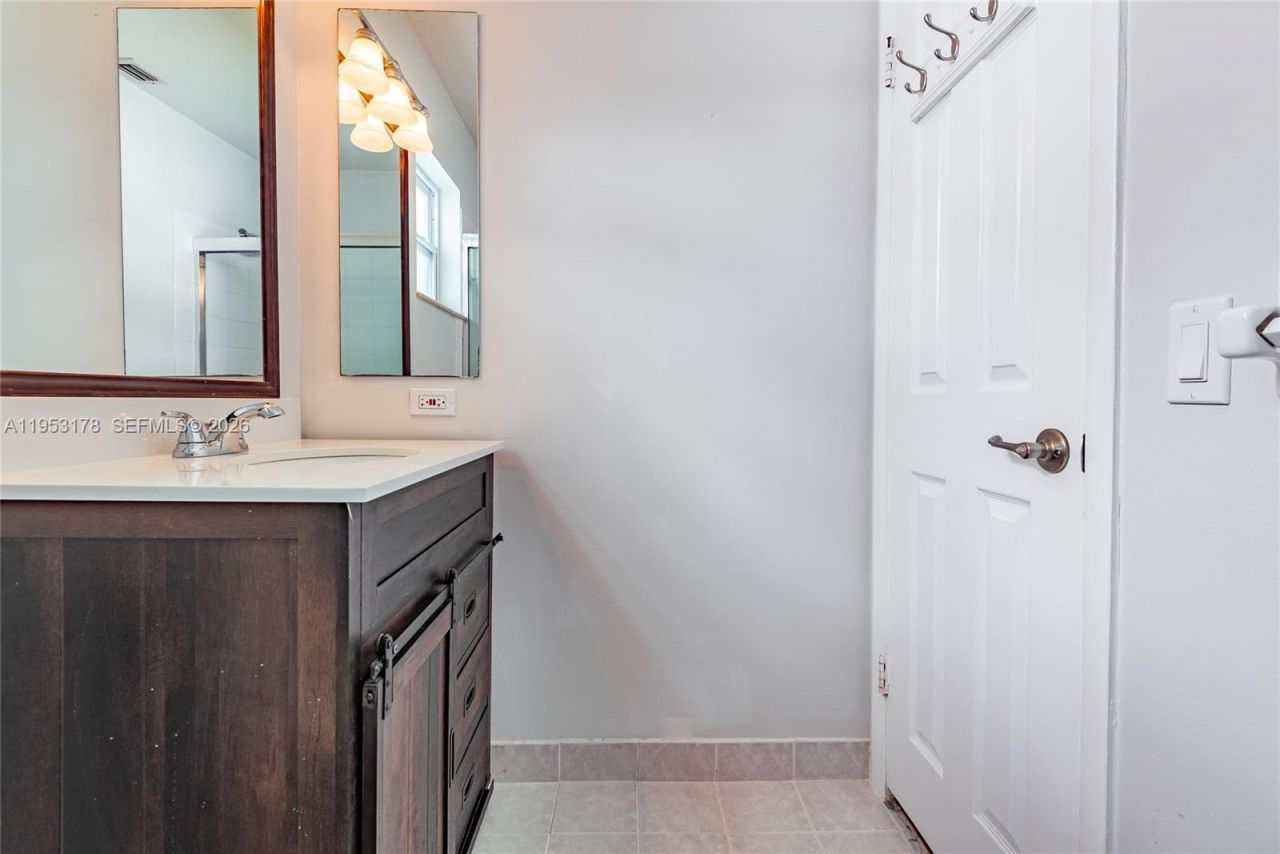 505 Heron Dr , Unit 505, Delray Beach, FL 33444 Photo