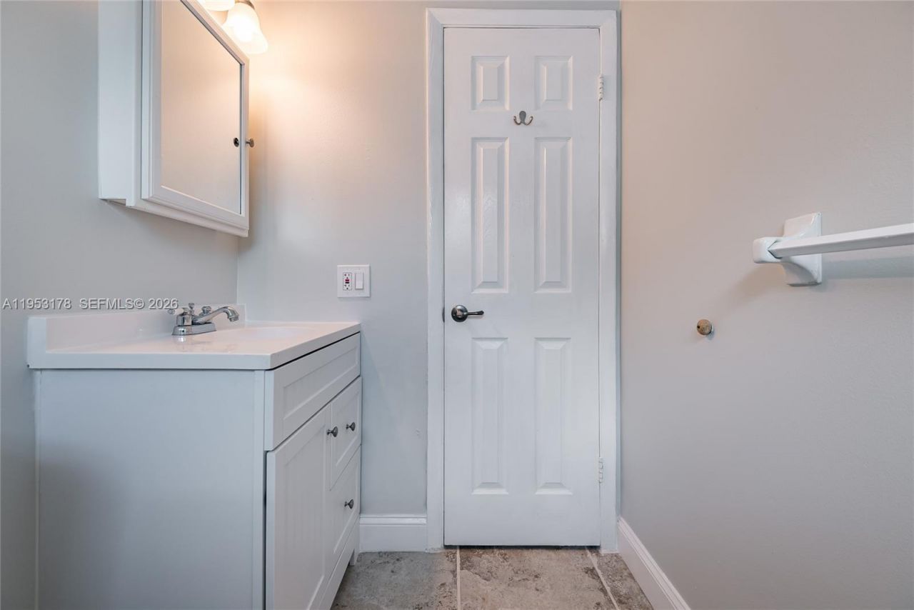 505 Heron Dr , Unit 505, Delray Beach, FL 33444 Photo