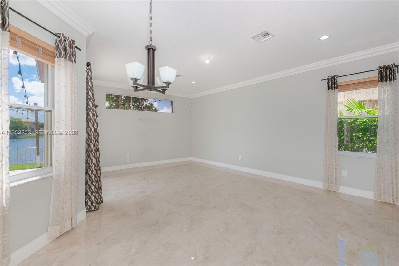 2021 SW 176th Ave , Miramar, FL 33029 Photo