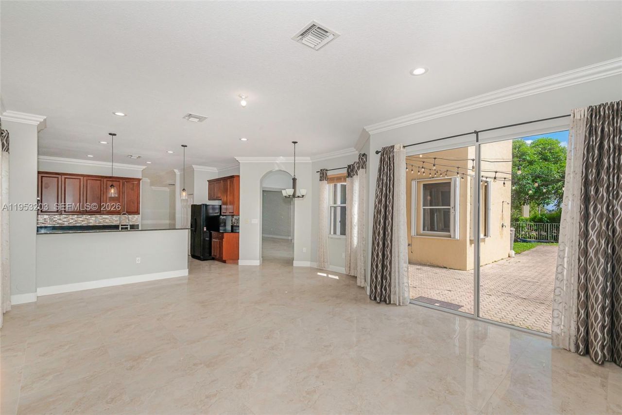 2021 SW 176th Ave , Miramar, FL 33029 Photo