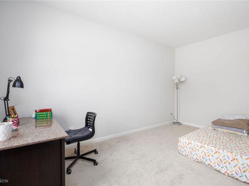 38488 Briar Lakes Drive, Avon, OH 44011 Photo 14