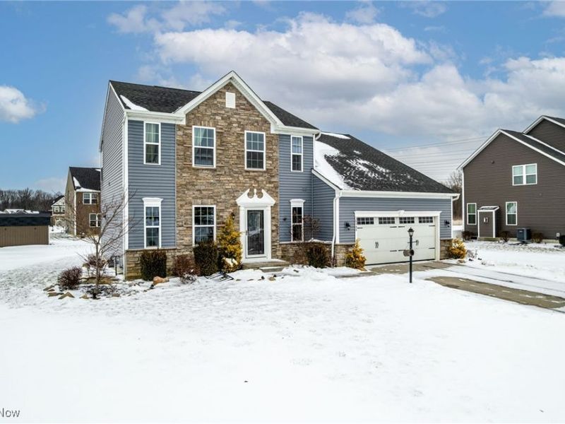 38488 Briar Lakes Drive, Avon, OH 44011 Photo 2