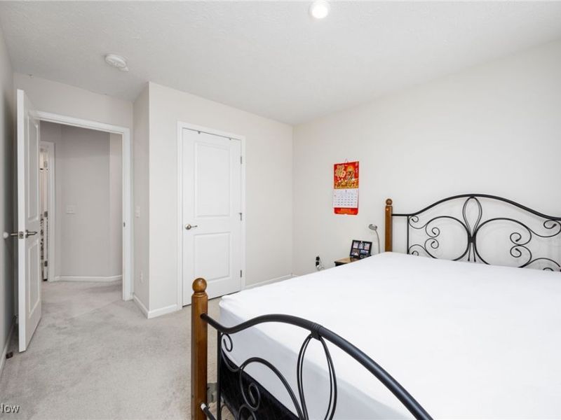 38488 Briar Lakes Drive, Avon, OH 44011 Photo 22