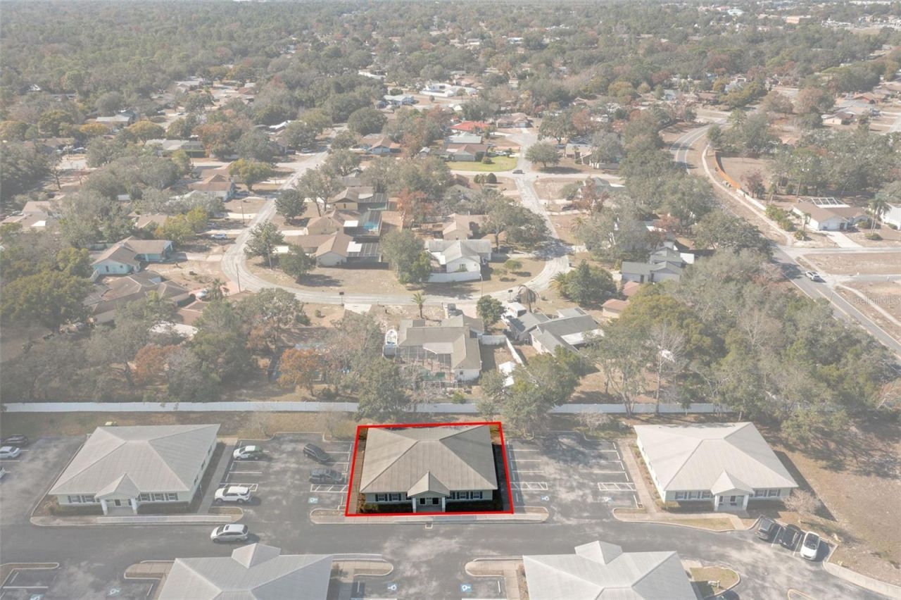 8352 Forest Oaks Boulevard, Spring Hill, FL 34606 Photo