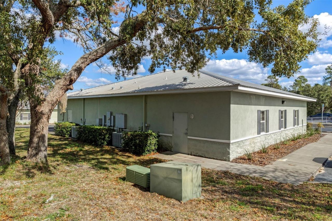 8352 Forest Oaks Boulevard, Spring Hill, FL 34606 Photo