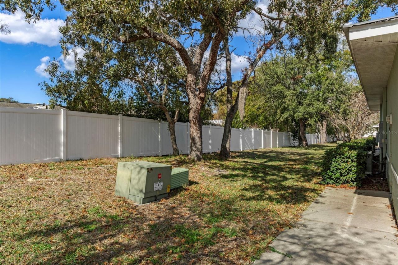 8352 Forest Oaks Boulevard, Spring Hill, FL 34606 Photo