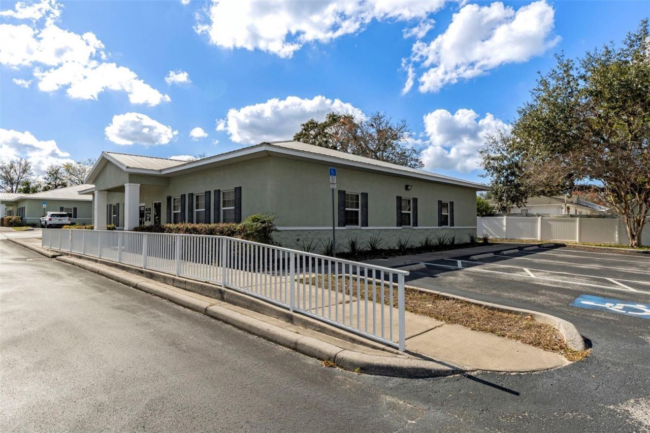 8352 Forest Oaks Boulevard, Spring Hill, FL 34606 Photo