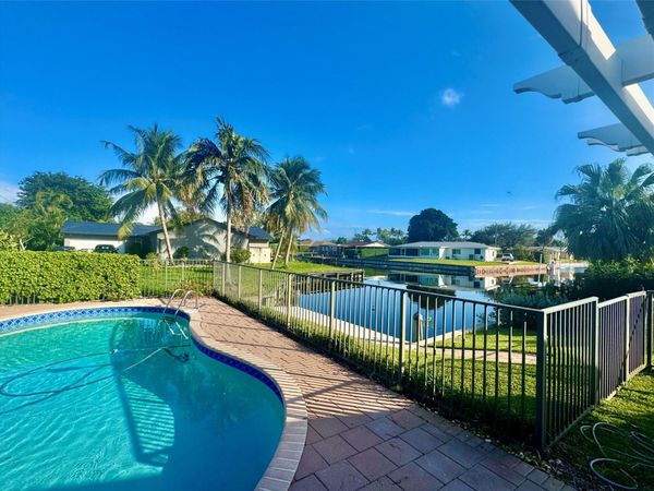 2122 Palmetto Road, West Palm Beach, FL 33406