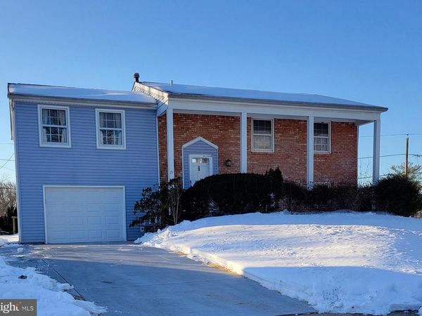 19 NEPTUNE LANE, WILLINGBORO, NJ 08046