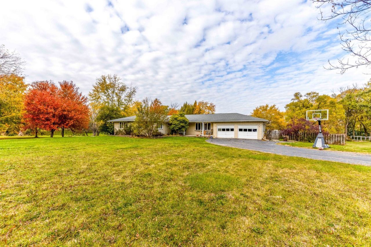 13076 W Pickford Street, Wadsworth, IL 60083 Main Photo