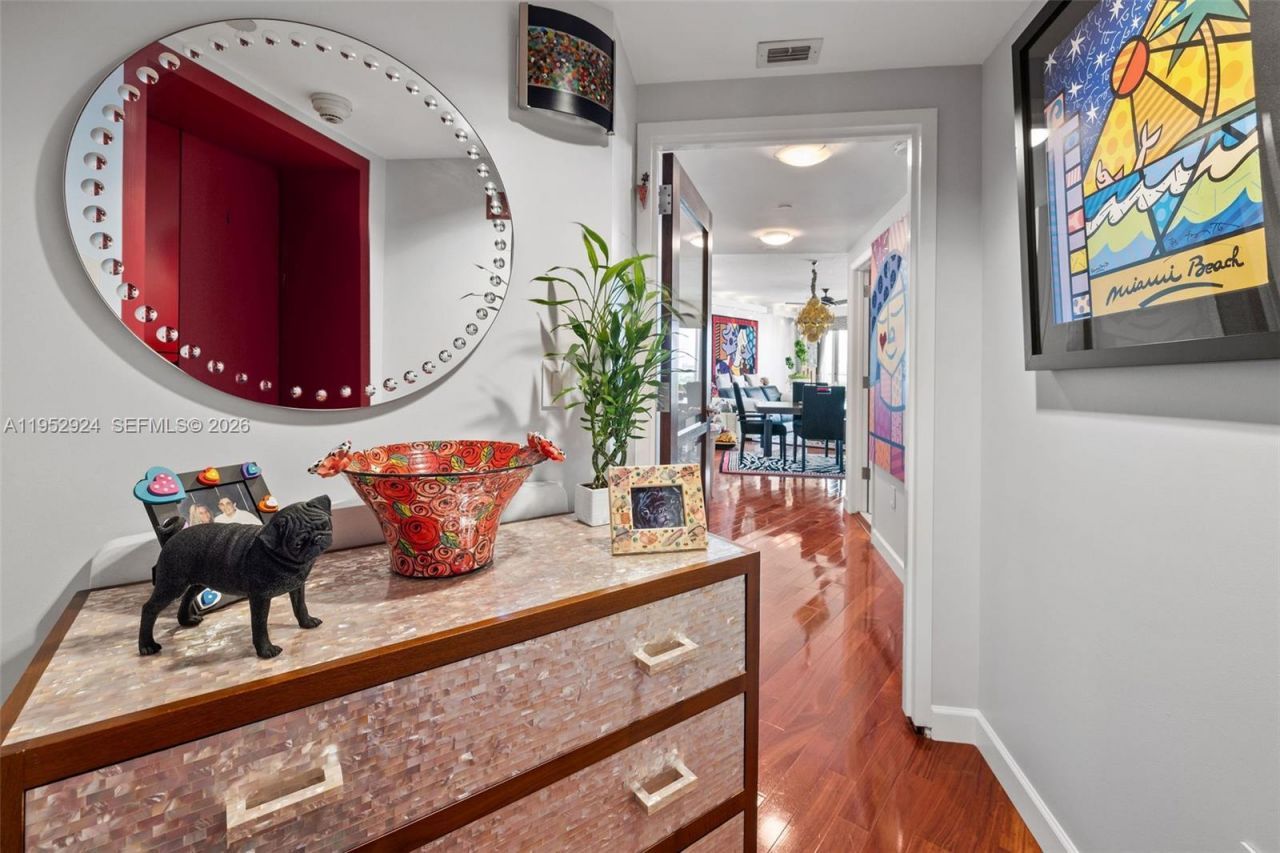 1455 Ocean Dr, Unit 1401, Miami Beach, FL 33139 Photo