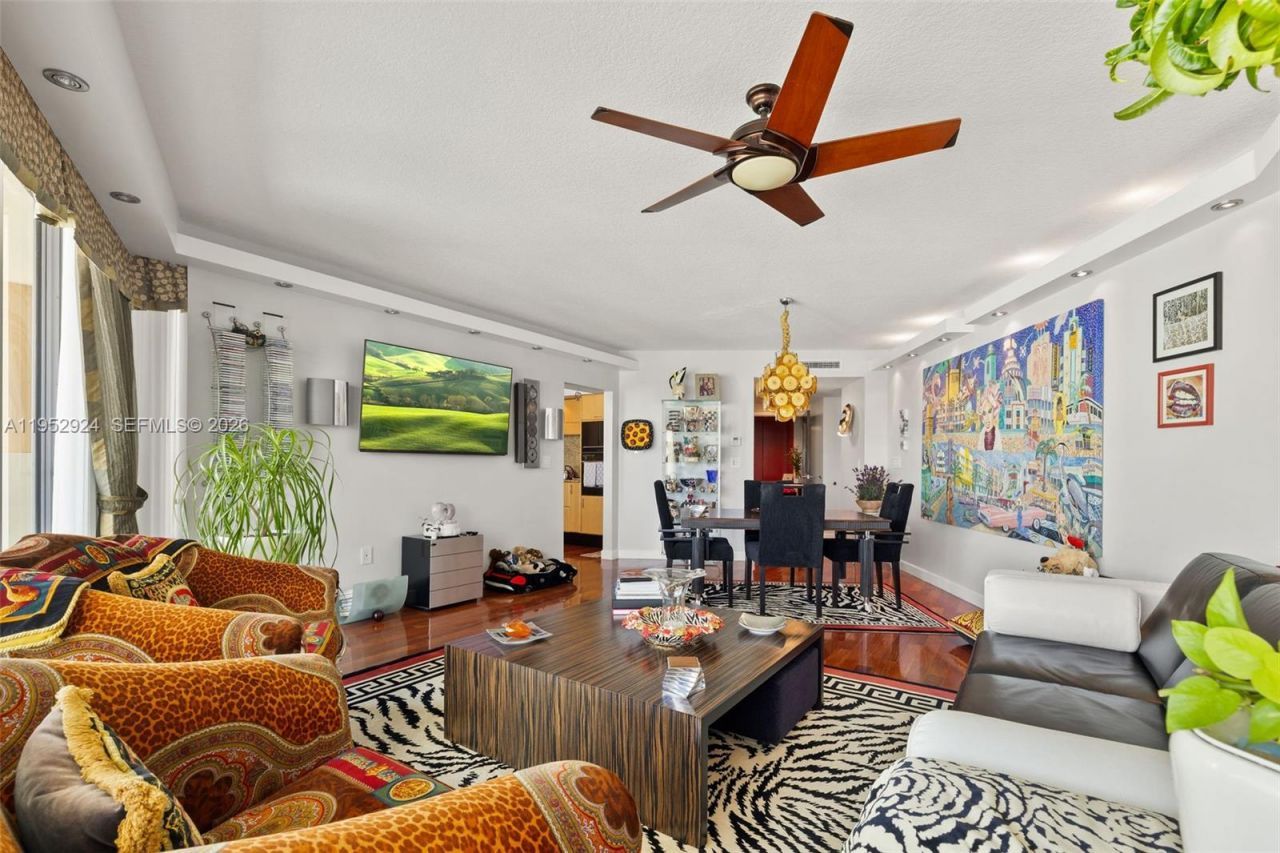 1455 Ocean Dr, Unit 1401, Miami Beach, FL 33139 Photo