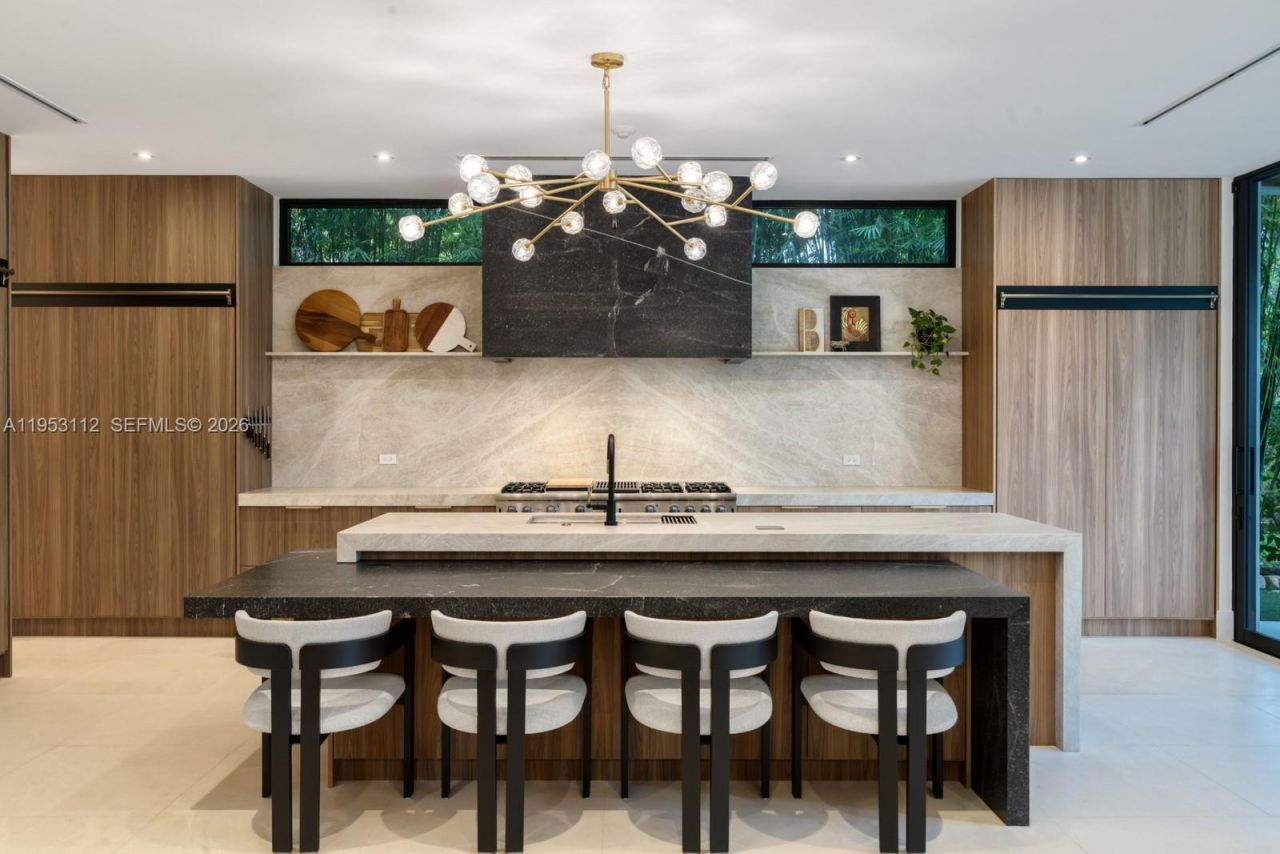 6031 SW 88th St, South Miami, FL 33156 Photo