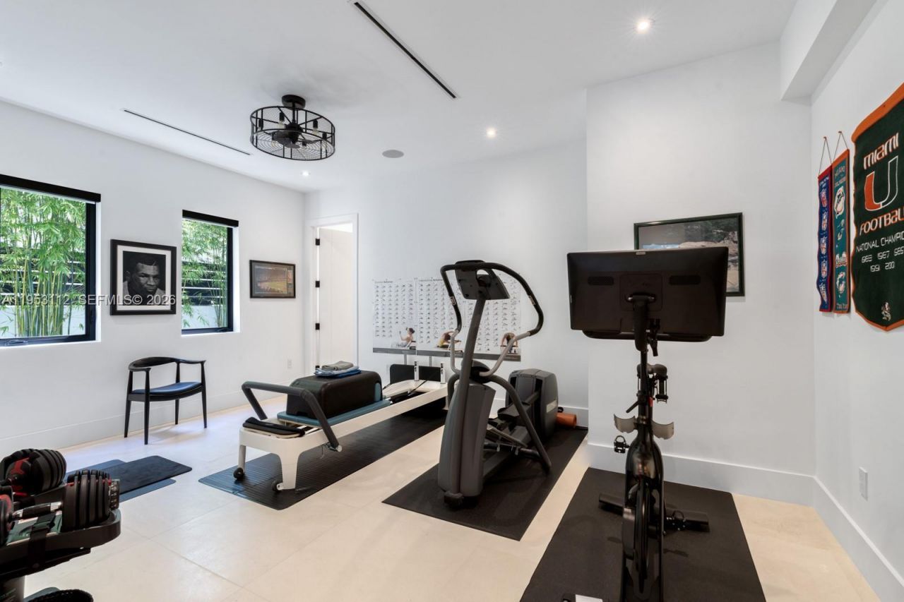 6031 SW 88th St, South Miami, FL 33156 Photo