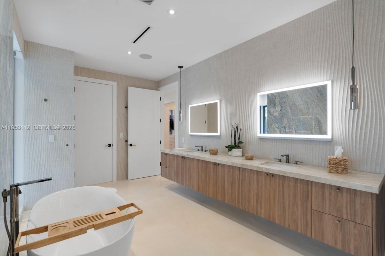 6031 SW 88th St, South Miami, FL 33156 Photo