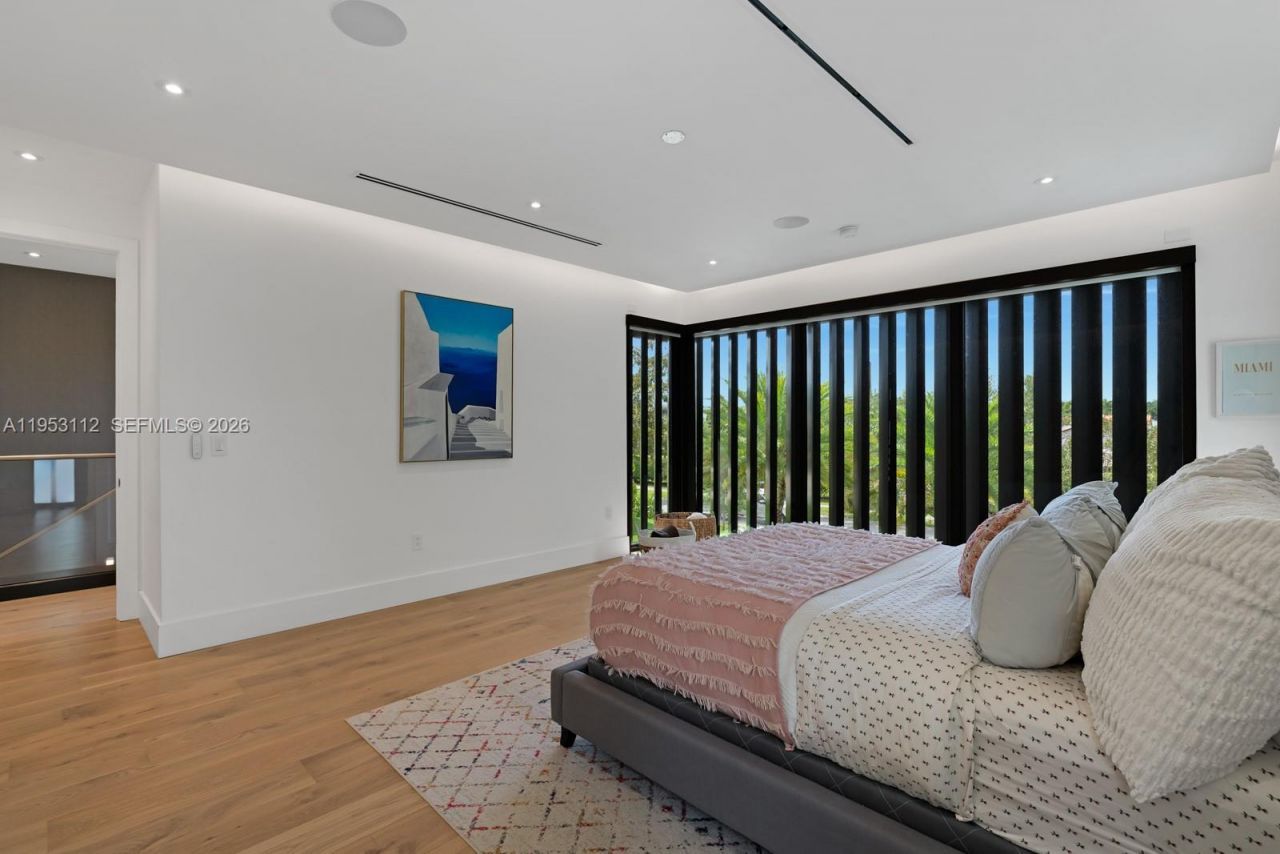 6031 SW 88th St, South Miami, FL 33156 Photo