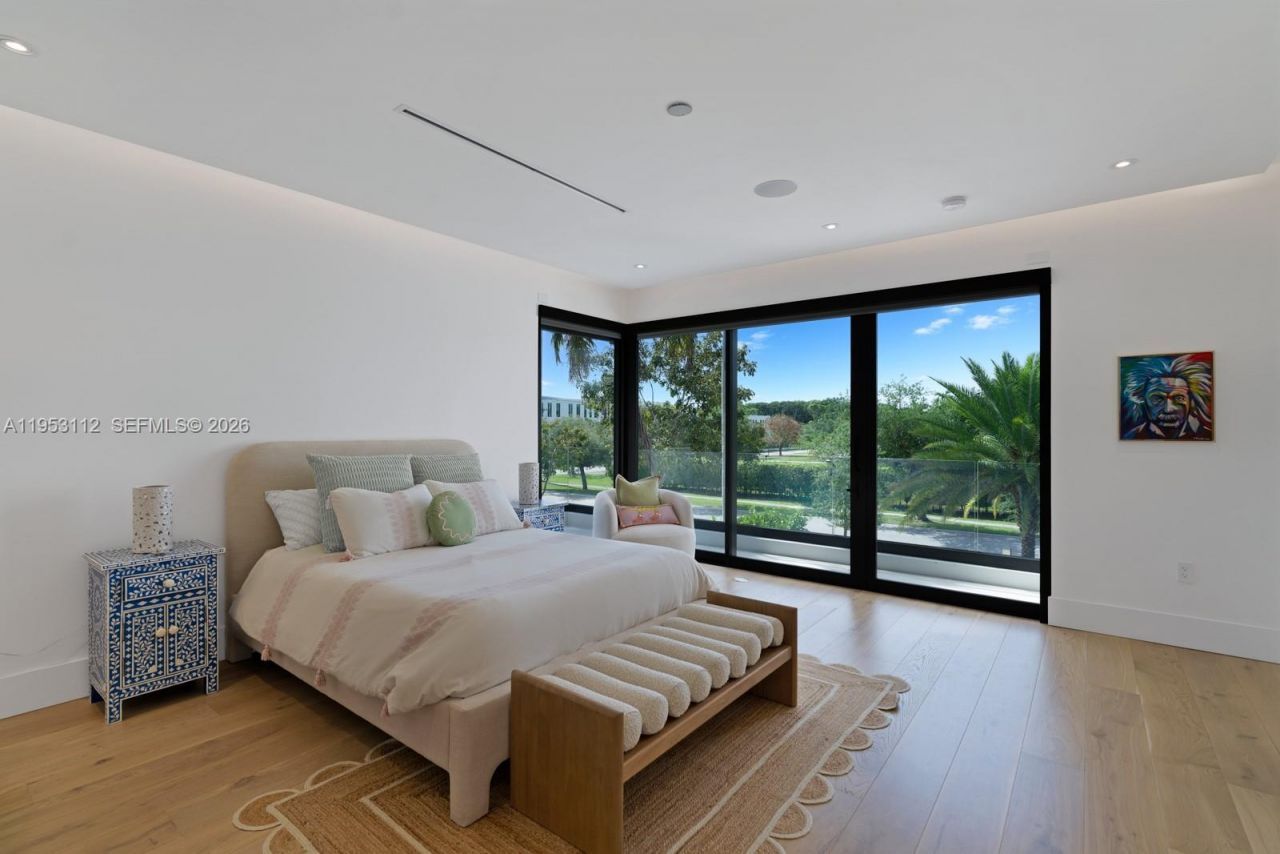 6031 SW 88th St, South Miami, FL 33156 Photo