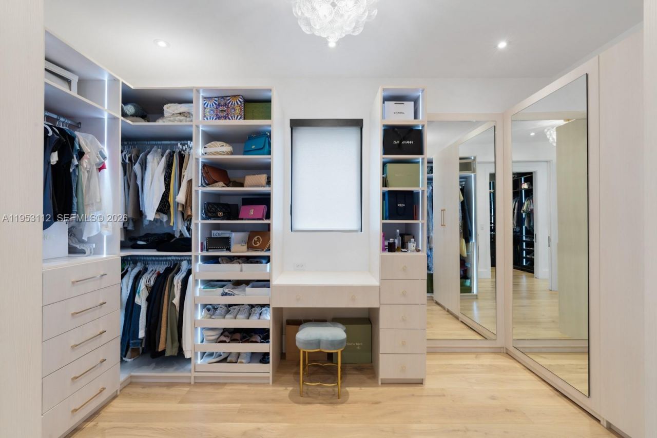 6031 SW 88th St, South Miami, FL 33156 Photo