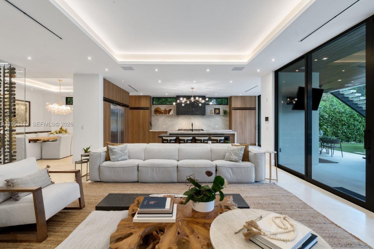 6031 SW 88th St, South Miami, FL 33156 Photo