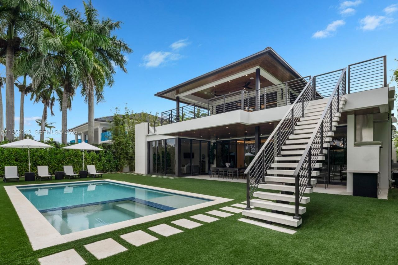 6031 SW 88th St, South Miami, FL 33156 Photo