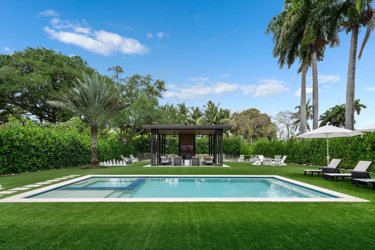 6031 SW 88th St, South Miami, FL 33156 Photo