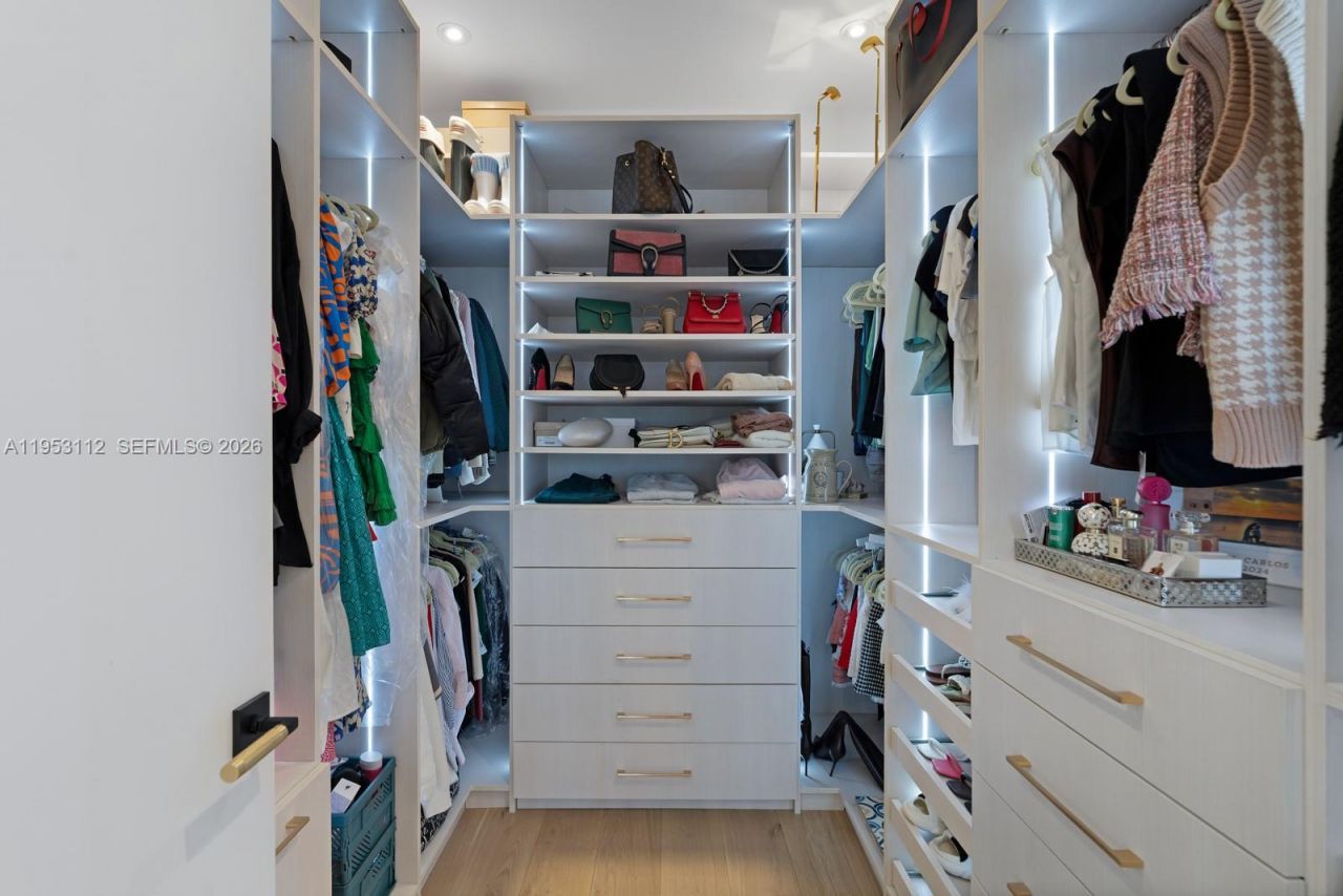 6031 SW 88th St, South Miami, FL 33156 Photo