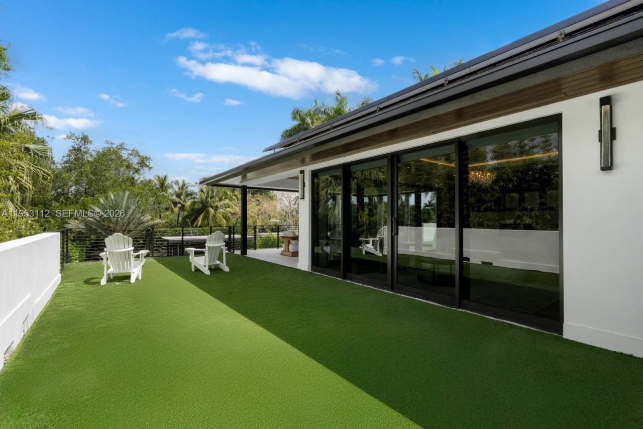 6031 SW 88th St, South Miami, FL 33156 Photo