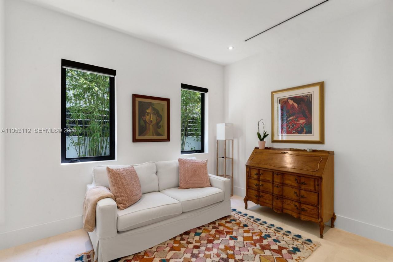 6031 SW 88th St, South Miami, FL 33156 Photo