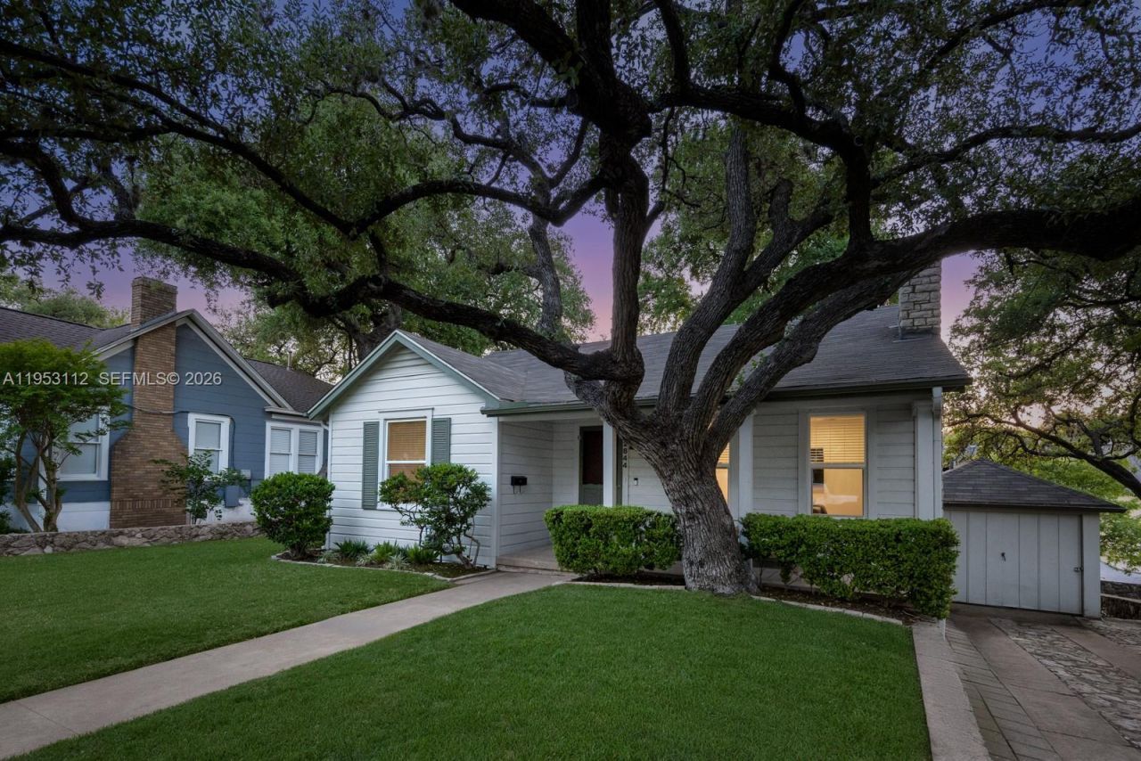 6031 SW 88th St, South Miami, FL 33156 Photo