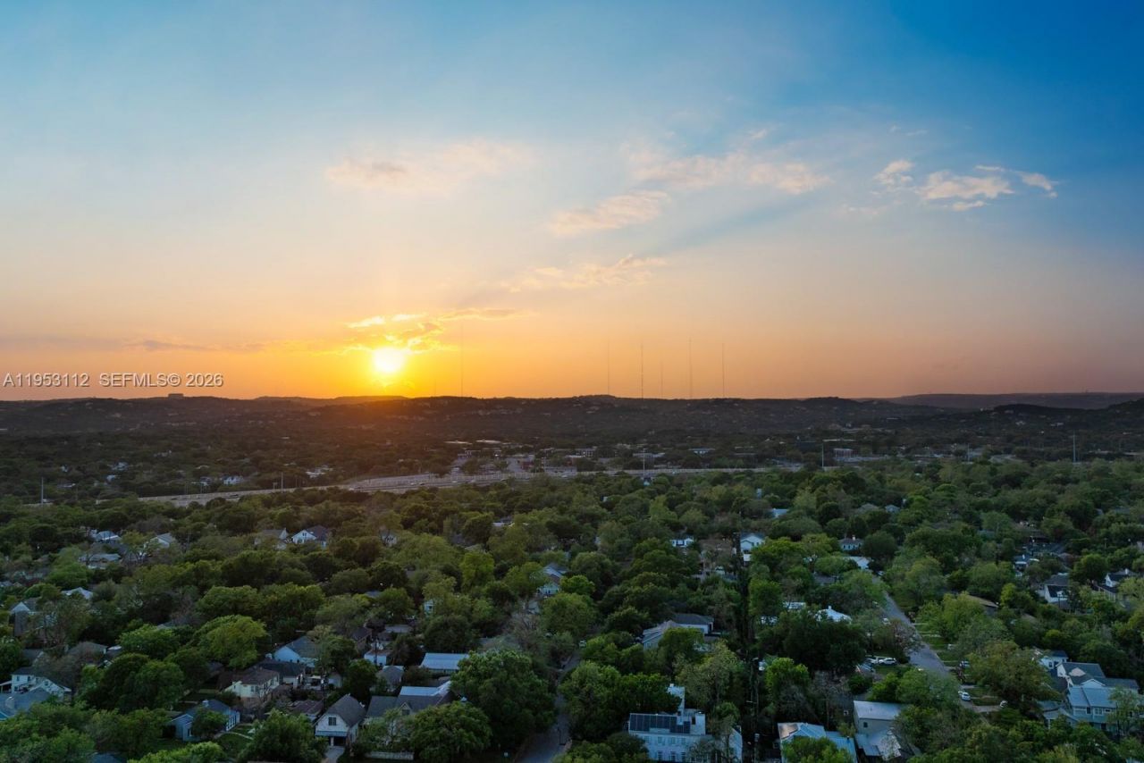 6031 SW 88th St, South Miami, FL 33156 Photo