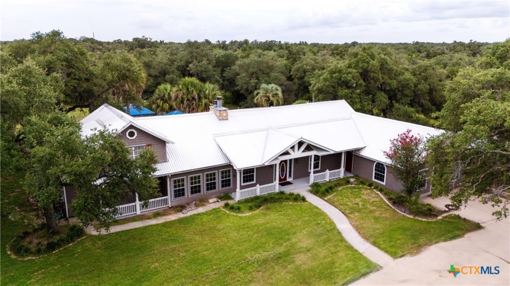 2955 Fannin Oaks , Victoria, TX 77905 Main Photo