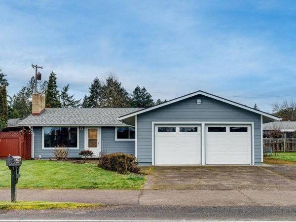680 SW 53rd St, Corvallis, OR 97333