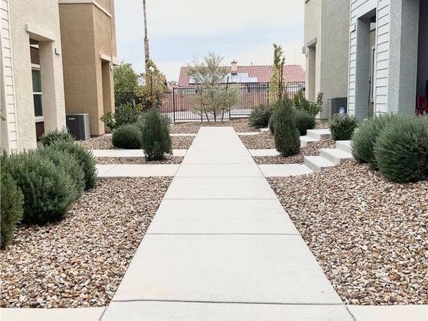 492 Waterfall Cove Court, Henderson, NV 89002