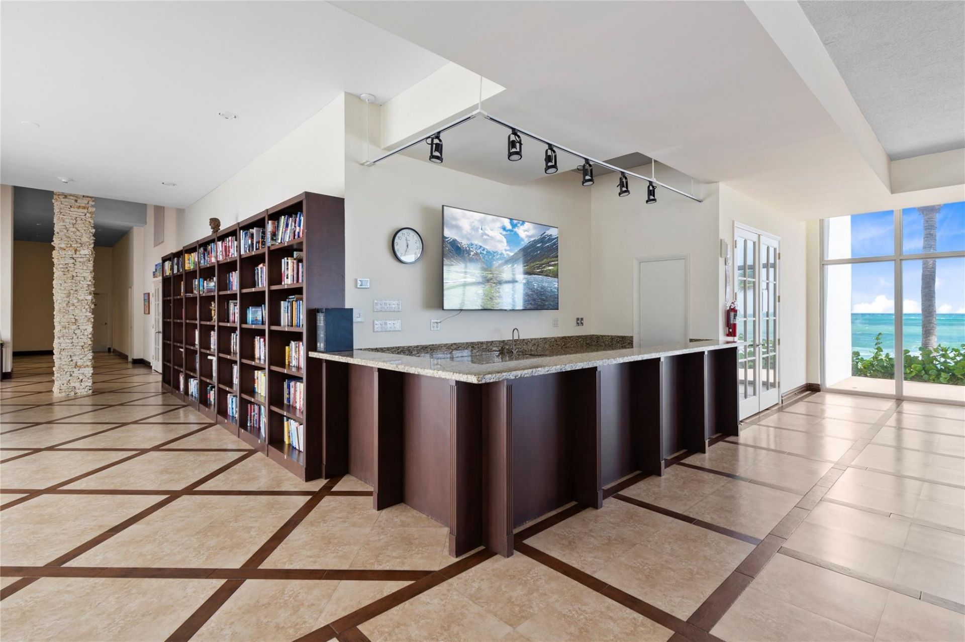 4300 N Ocean Boulevard, Unit 15E, Fort Lauderdale, FL 33308 Photo