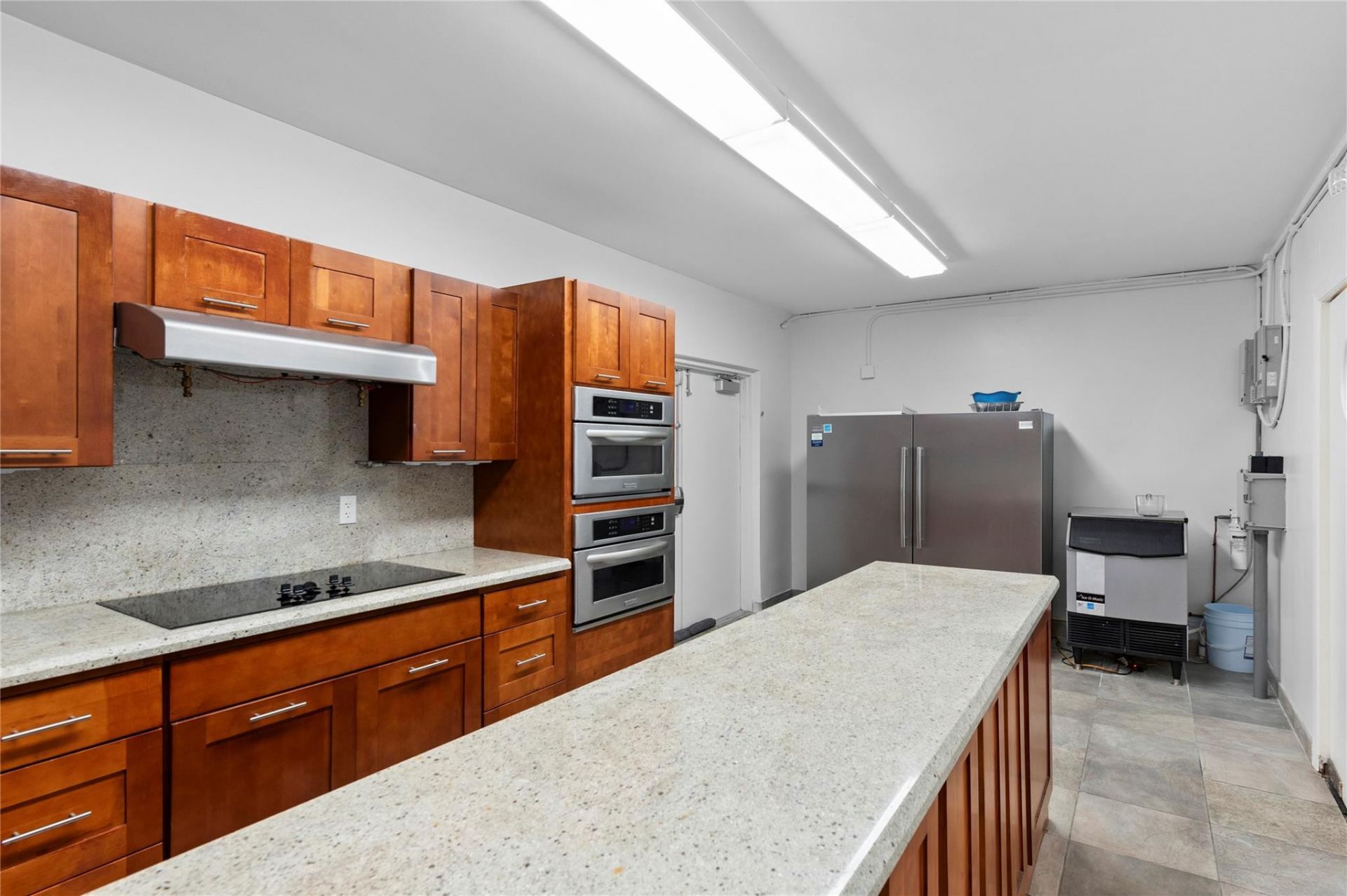 4300 N Ocean Boulevard, Unit 15E, Fort Lauderdale, FL 33308 Photo