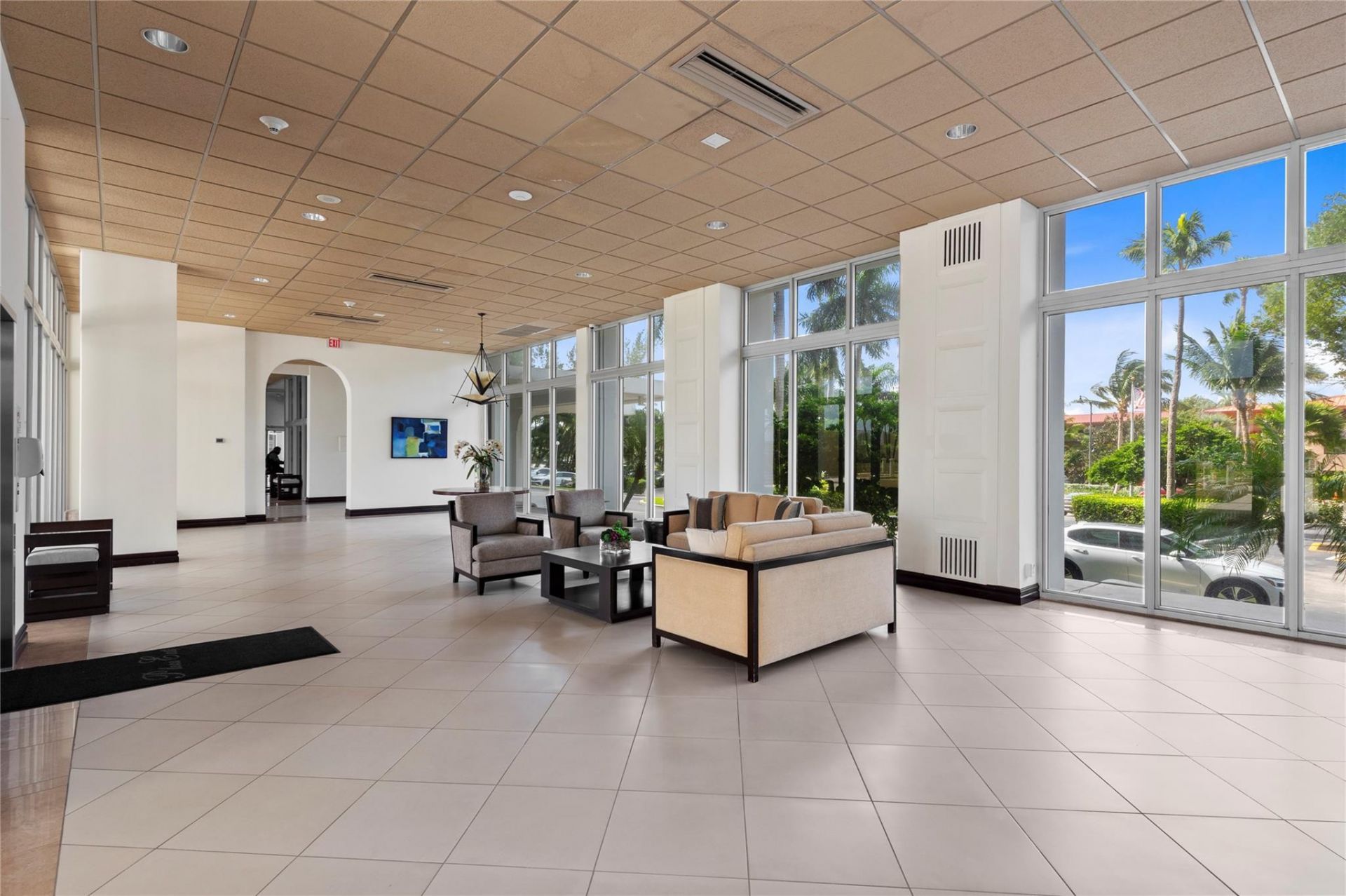 4300 N Ocean Boulevard, Unit 15E, Fort Lauderdale, FL 33308 Photo