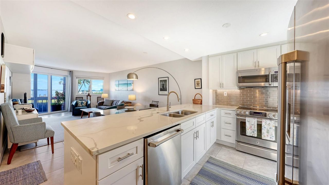 771 John Ringling Boulevard, Unit 2, Sarasota, FL 34236 Photo