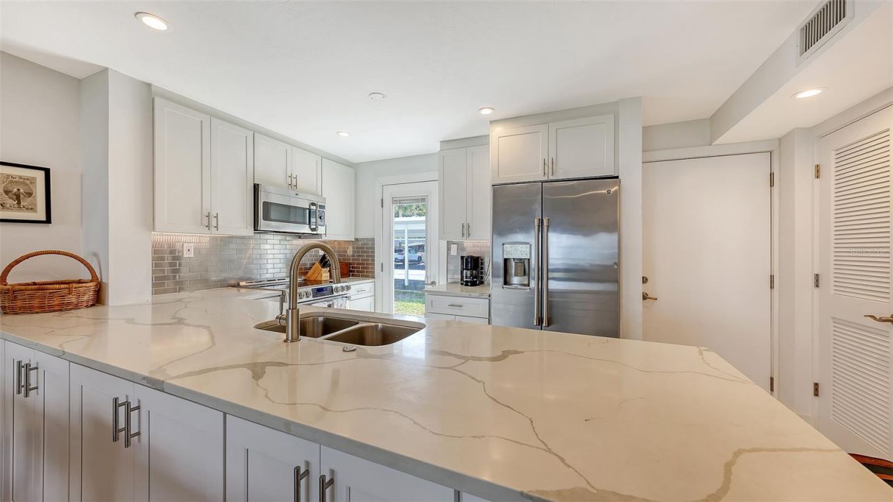 771 John Ringling Boulevard, Unit 2, Sarasota, FL 34236 Photo