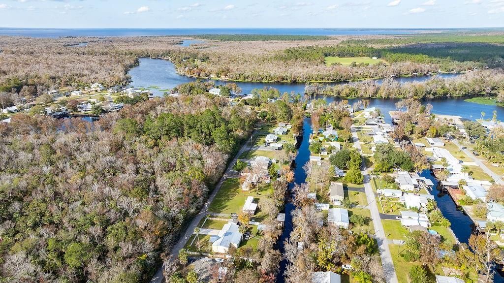 56320 Cherry Tree Road, Astor, FL 32102 Photo