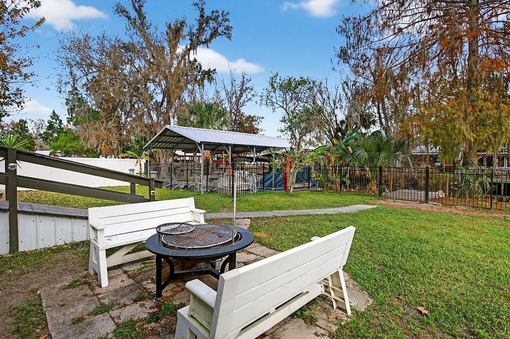 56320 Cherry Tree Road, Astor, FL 32102 Photo