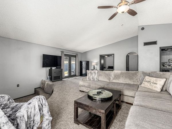 5249 W Mountain View Road, Glendale, AZ 85302