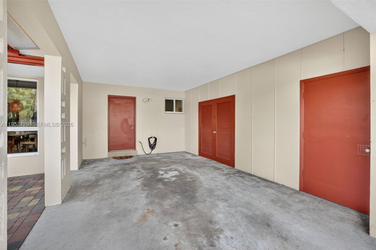 1004 Orange Isle, Fort Lauderdale, FL 33315 Photo